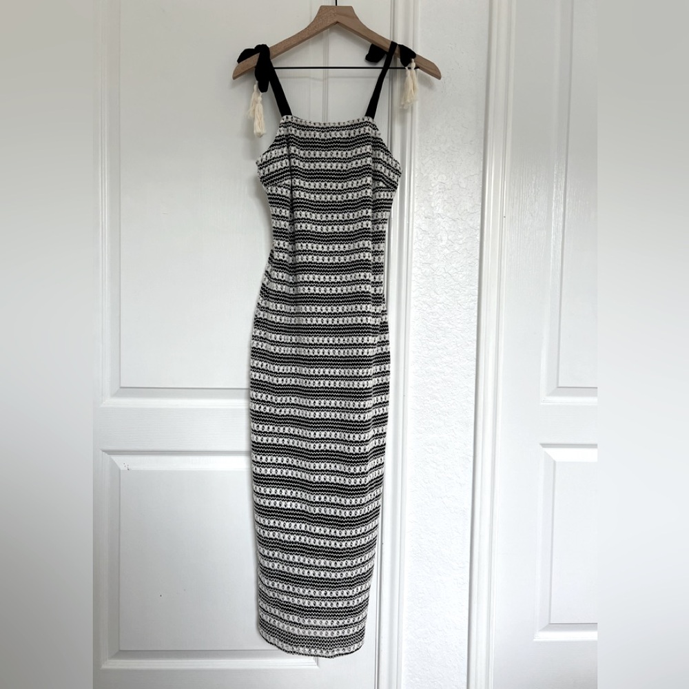 Crocheted Tassel Midi Dress | black and white | L